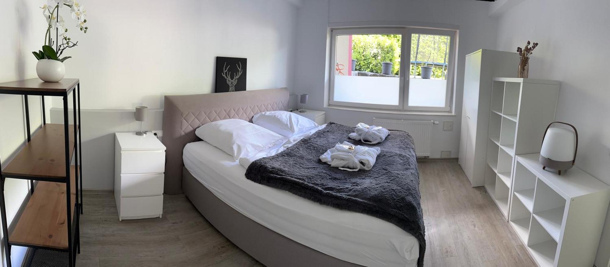 Ferienwohnung Schlossblick - 4 Sterne Sauna Pool Whirlpool Exklusiv Braunfels Zewnętrze zdjęcie