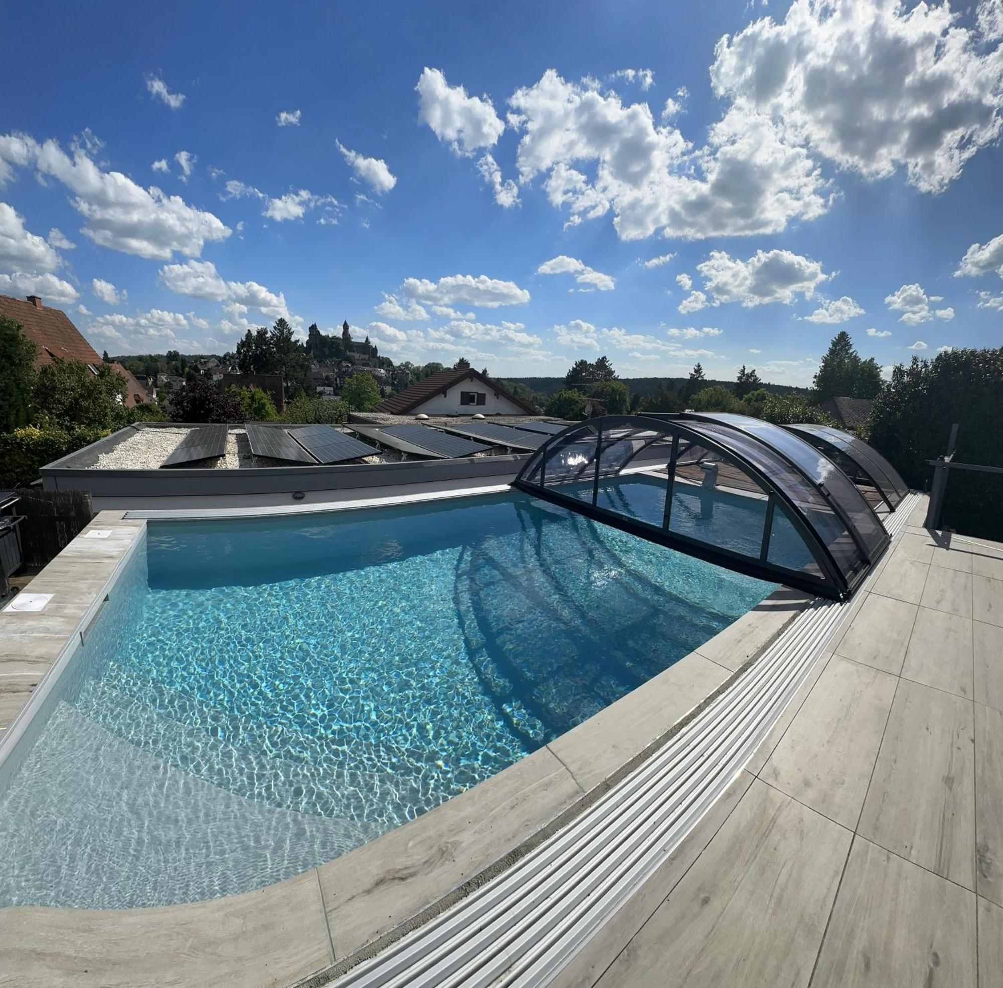 Ferienwohnung Schlossblick - 4 Sterne Sauna Pool Whirlpool Exklusiv Braunfels Zewnętrze zdjęcie