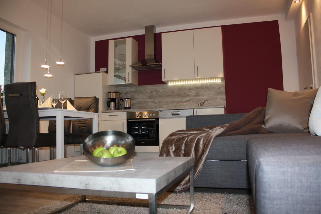 Ferienwohnung Schlossblick - 4 Sterne Sauna Pool Whirlpool Exklusiv Braunfels Zewnętrze zdjęcie